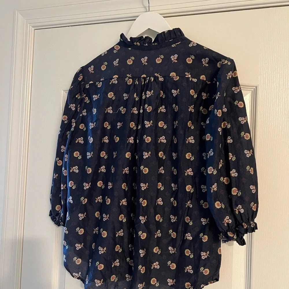 Chic Floral Women's Blouse - Black - Picture 2 of 3